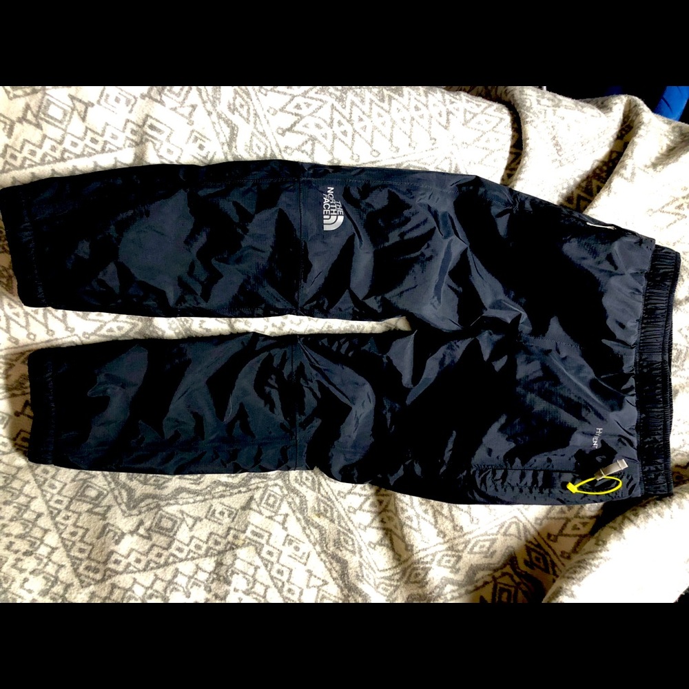 The North Face ski pants 10/12 kids “Brand New” no tags never worn